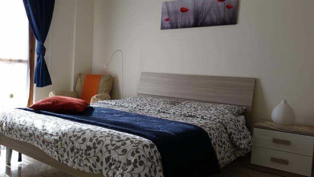 Lian Room B&B Caserta Cameră foto